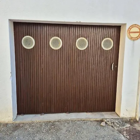 Appartement Les Lecques شقة ليه ليكيه